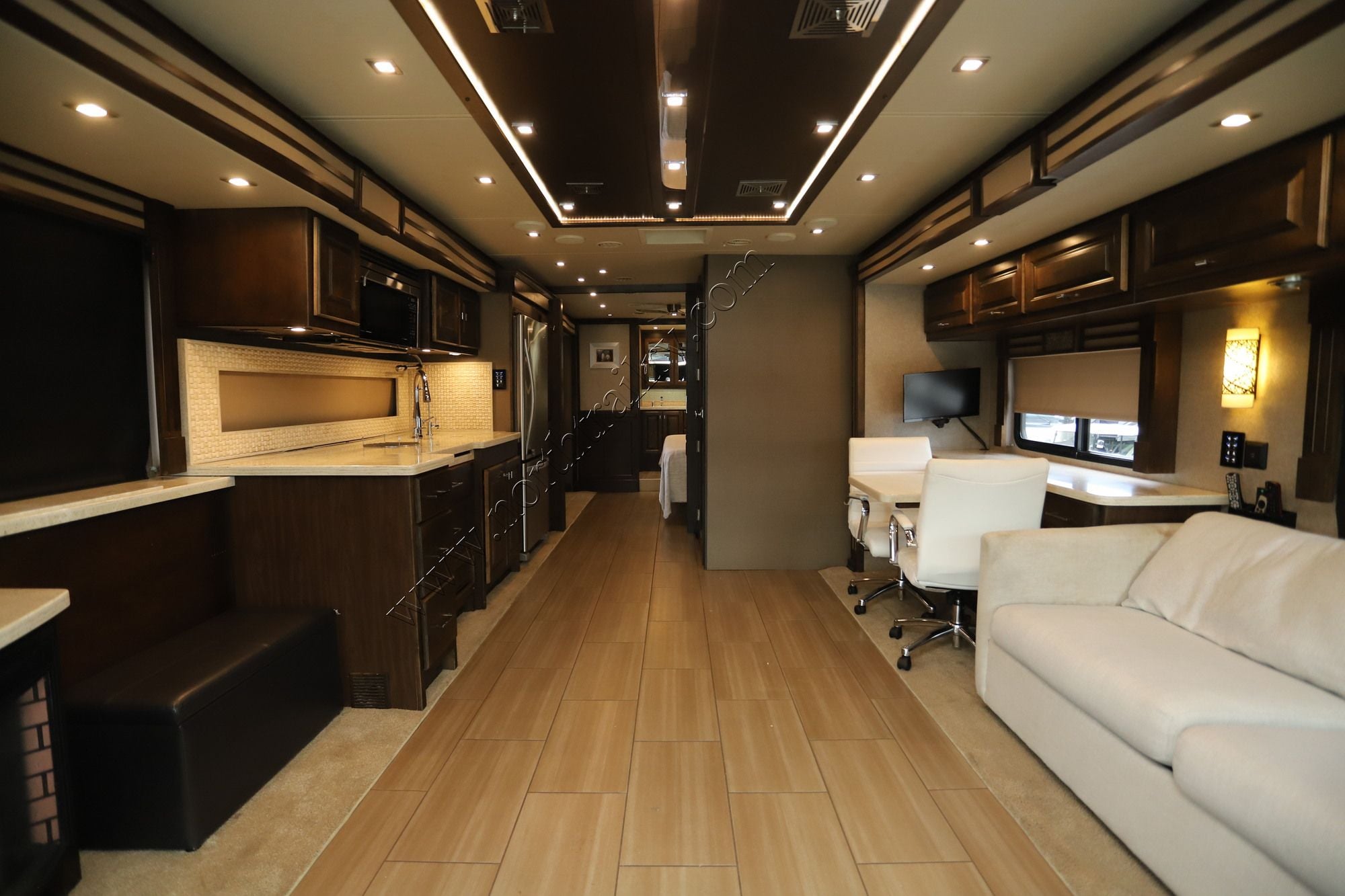Used 2019 Tiffin Motor Homes Allegro Red 37BA Class A  For Sale