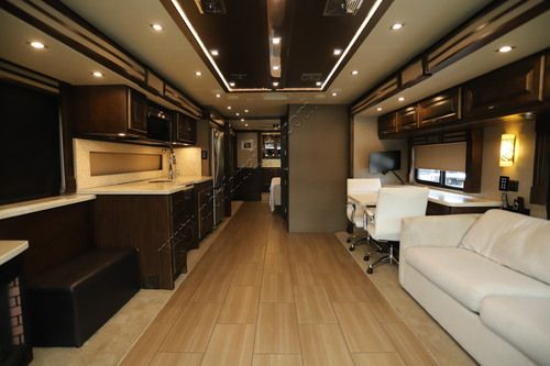 2019 Tiffin Motor Homes Allegro Red 37BA Class A
