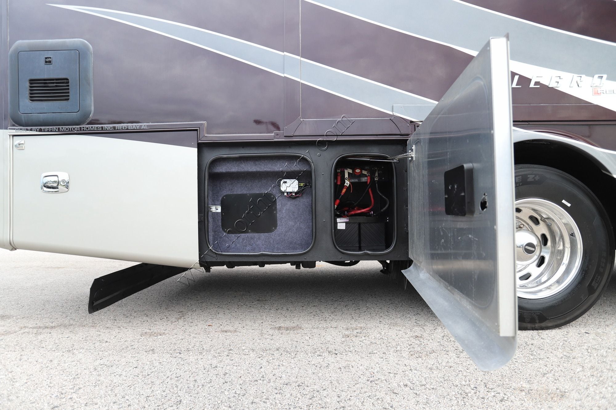 Used 2019 Tiffin Motor Homes Allegro Red 37BA Class A  For Sale