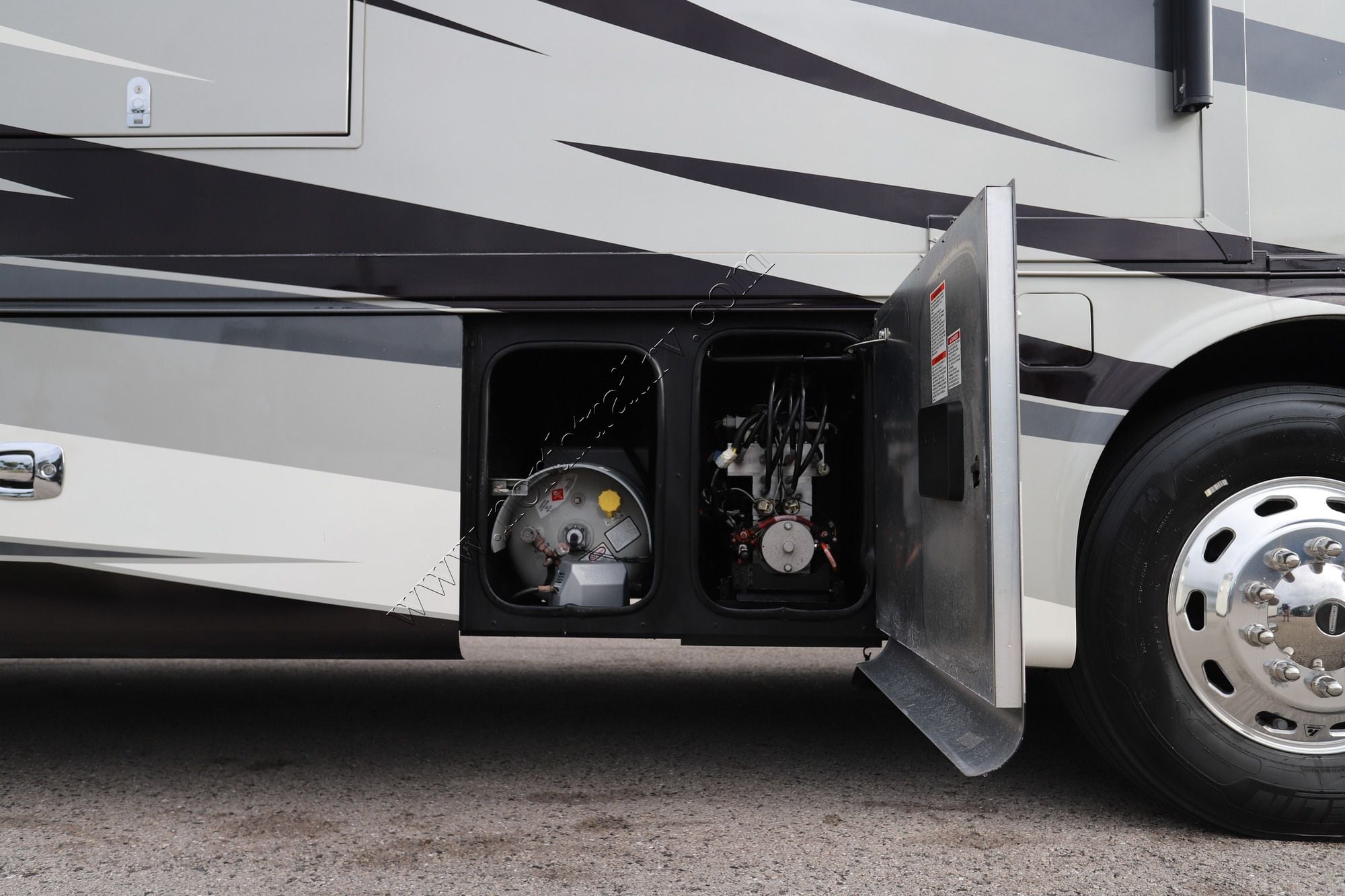 Used 2019 Tiffin Motor Homes Allegro Red 37BA Class A  For Sale