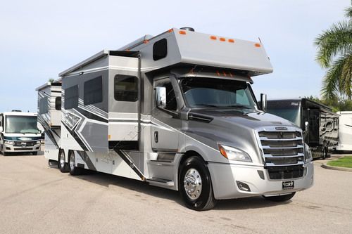 2027 Renegade Rv Classic 43CMD