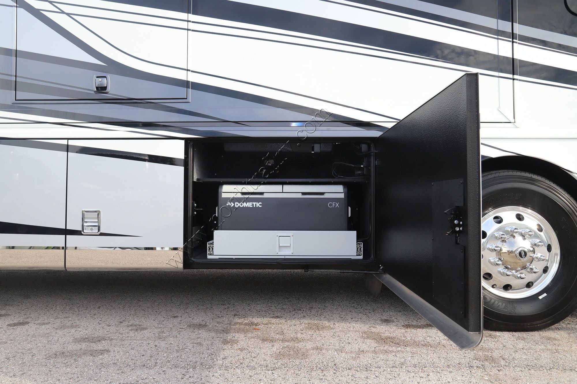 Used 2026 Newmar Dutch Star 4325 Class A  For Sale