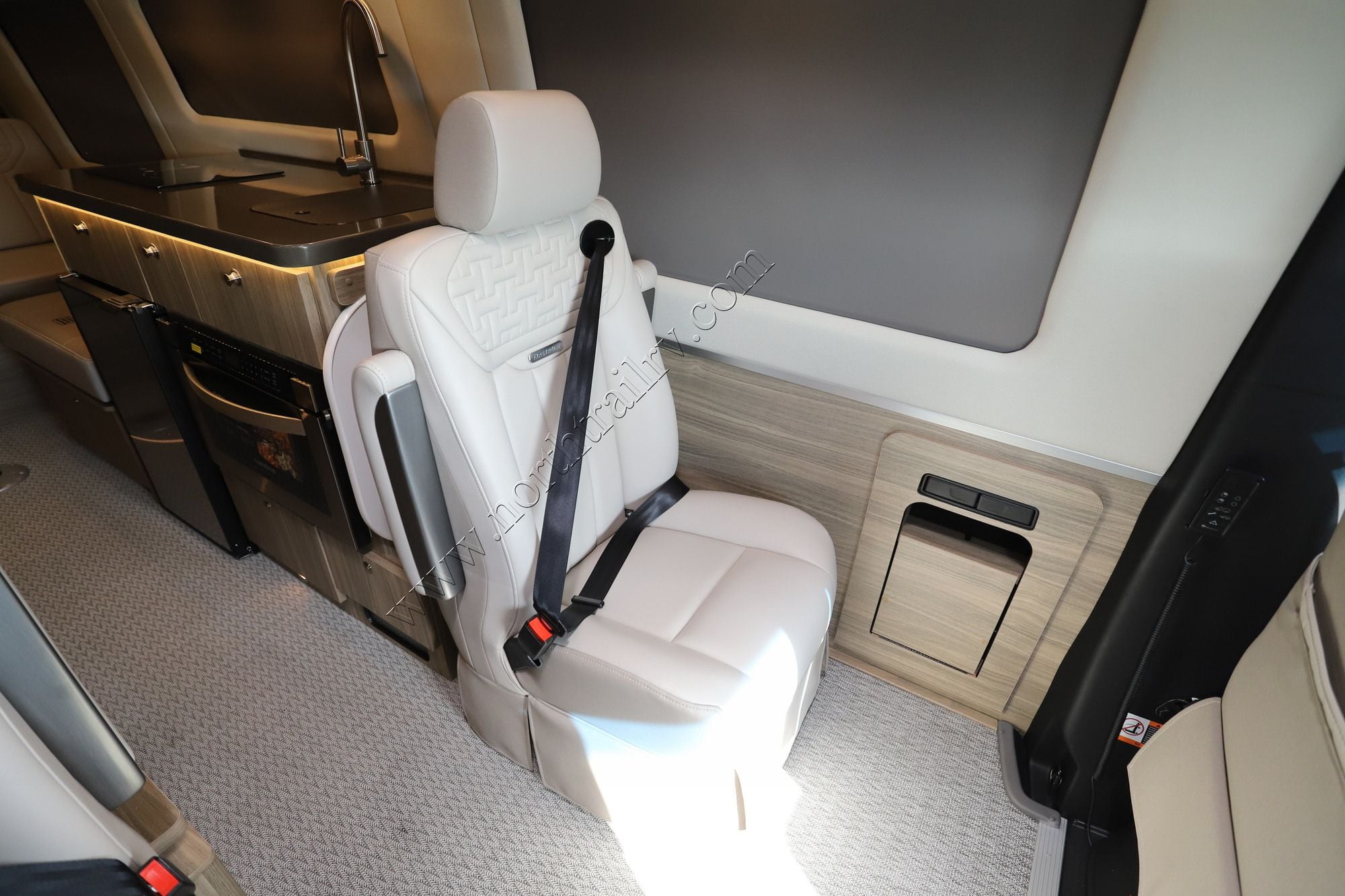 New 2027 Airstream Interstate 24GL  Class B  For Sale