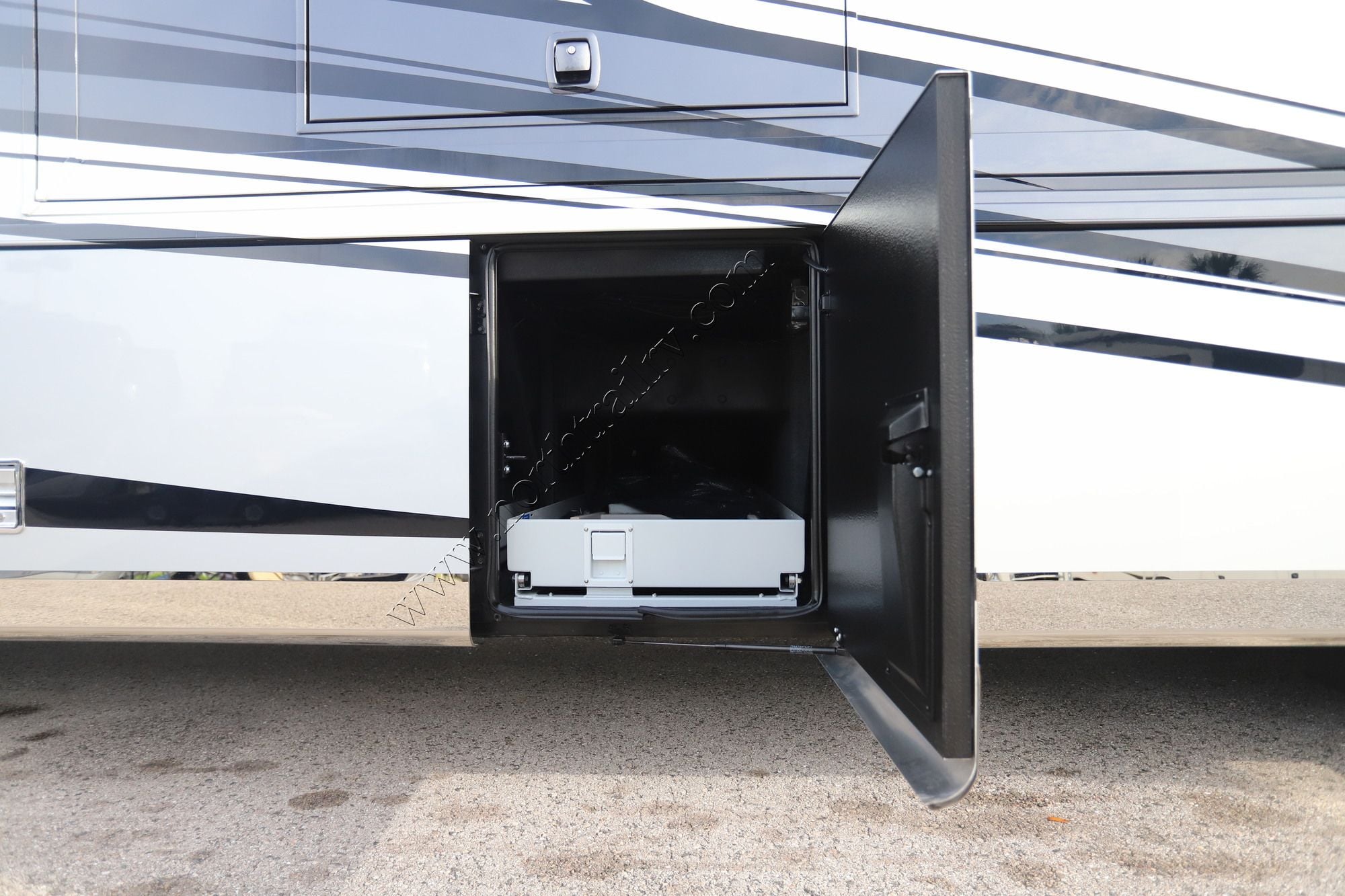 Used 2026 Newmar Dutch Star 4325 Class A  For Sale