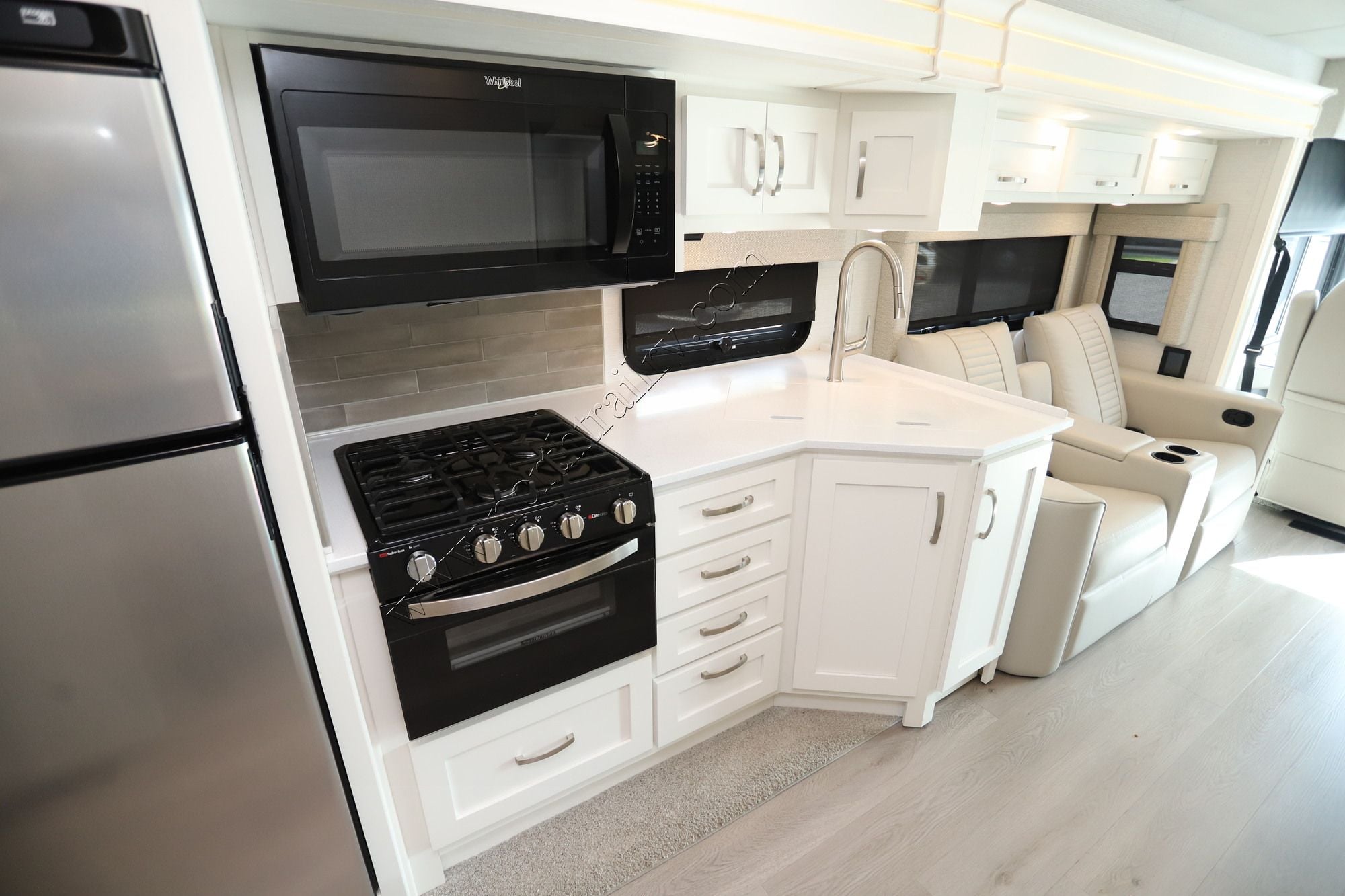 Used 2025 Newmar Bay Star Sport 3014 Class A  For Sale