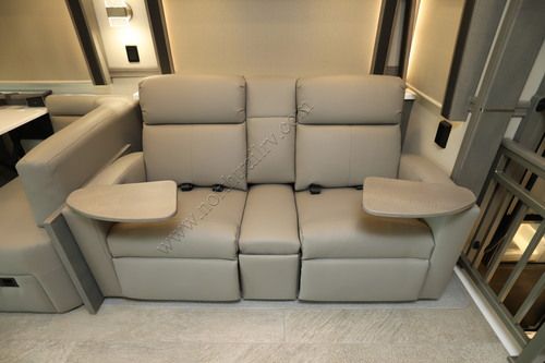 2027 Renegade Rv Classic 43CMD