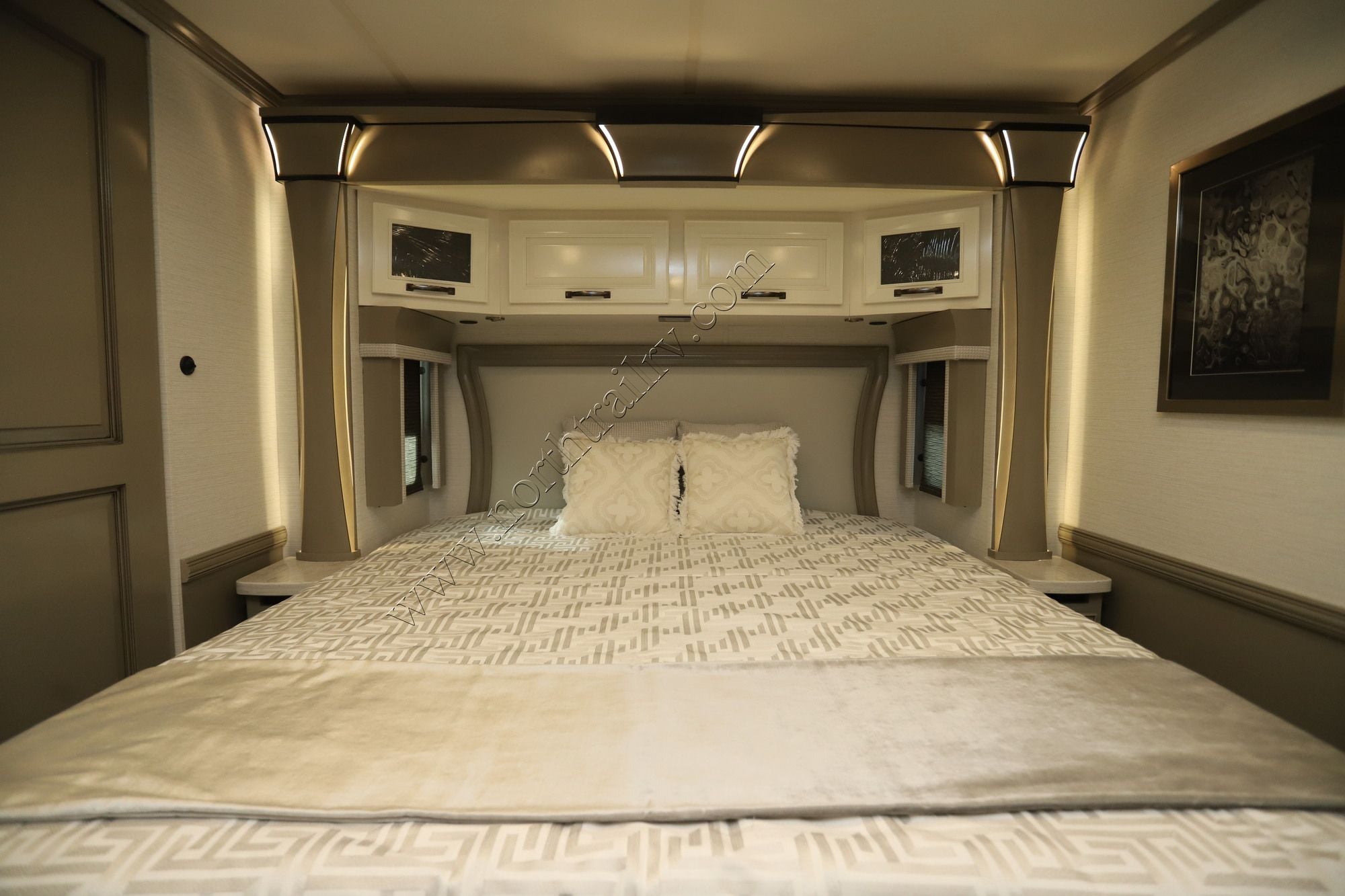 Used 2026 Newmar Dutch Star 4325 Class A  For Sale