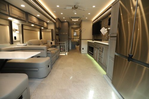 2027 Renegade Rv Classic 43CMD