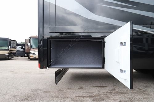 2027 Renegade Rv Valencia 39BB