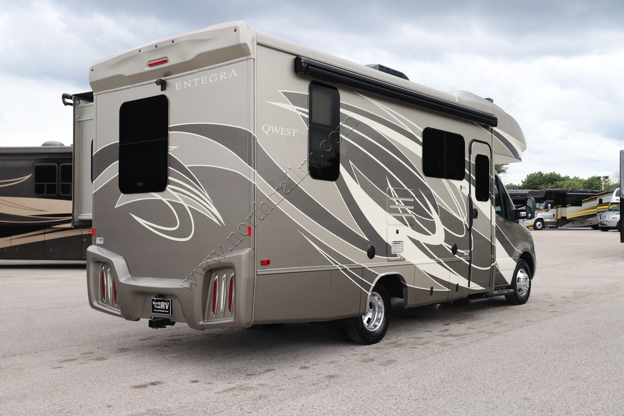 Used 2021 Entegra Qwest 24L Class C  For Sale