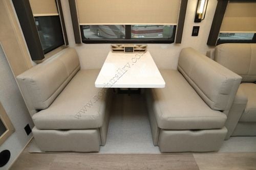 2027 Renegade Rv Valencia 39BB