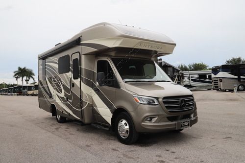 2021 Entegra Qwest 24L