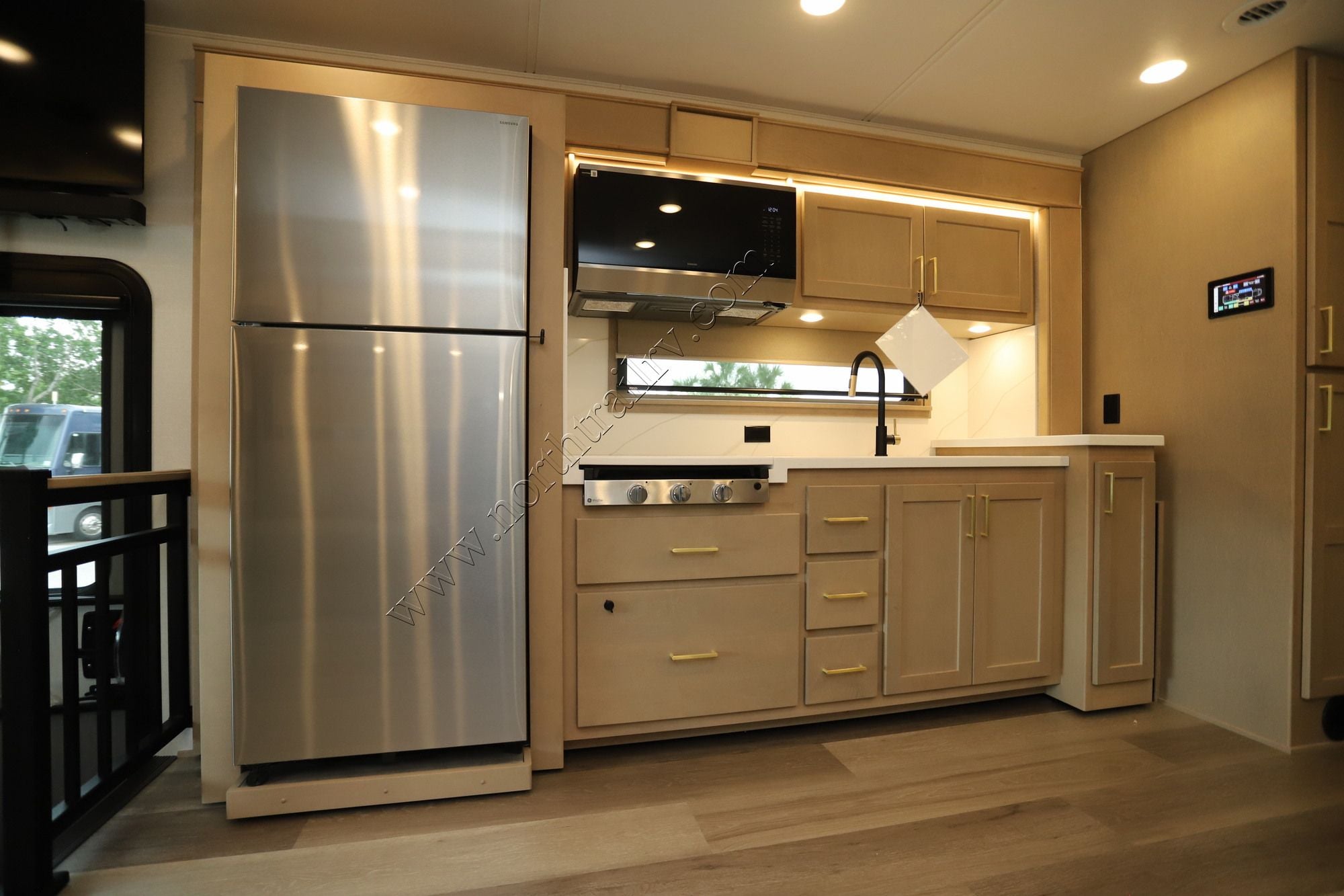 New 2027 Renegade Rv Valencia 39BB Super C  For Sale