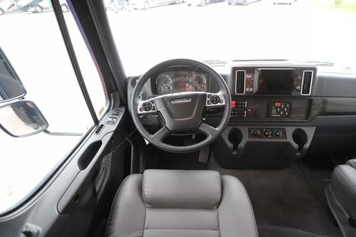 2027 Renegade Rv Valencia 39BB