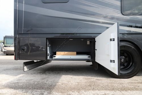 2027 Renegade Rv Verona Le 40LBH