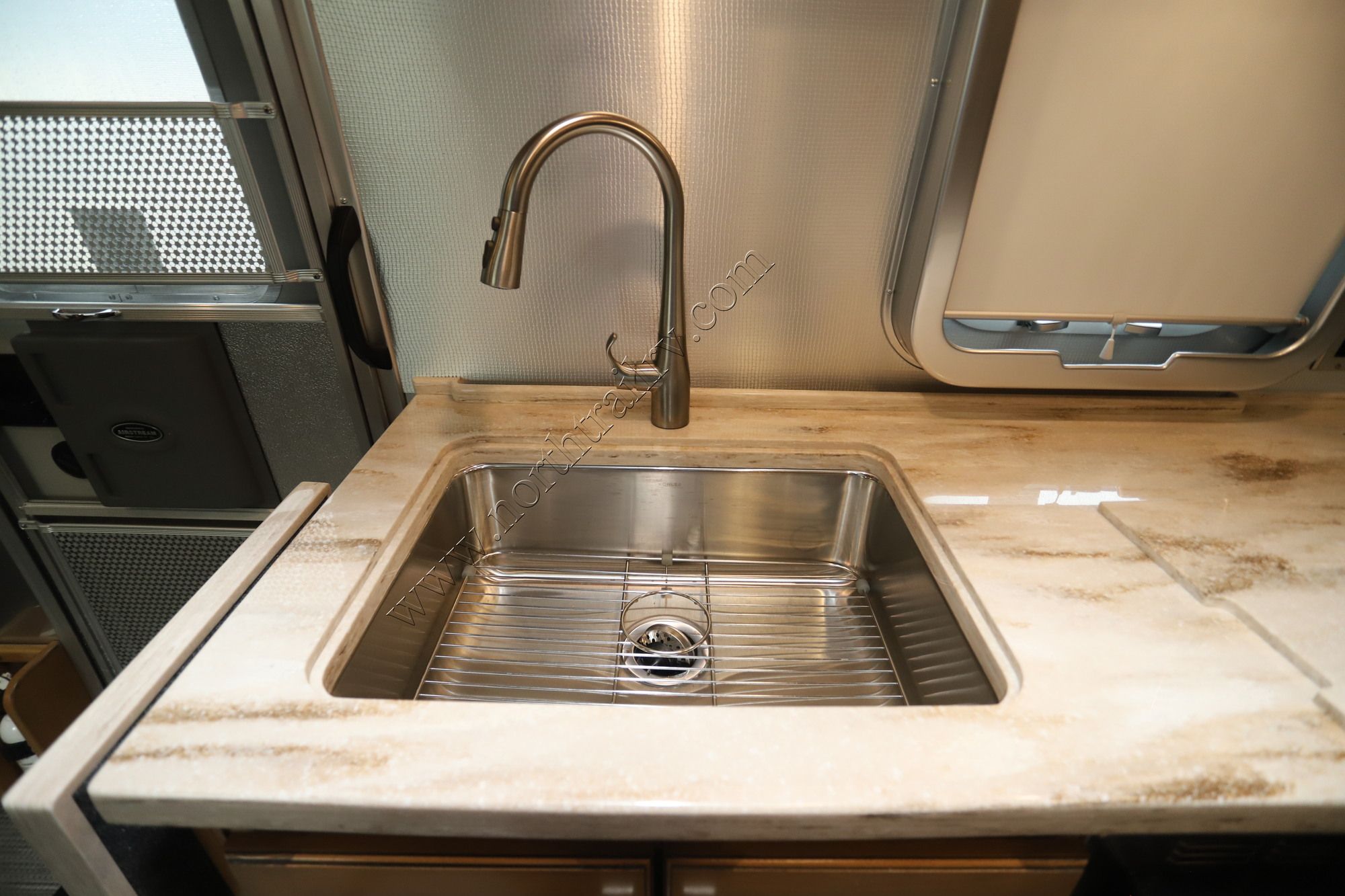 2020 Airstream Classic 30 RBQ Travel Trailer Used  For Sale