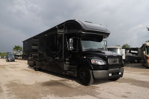 2027 Renegade Rv Verona Le 40LBH