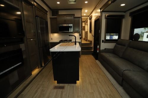 2023 Forest River Riverstone 45BATH