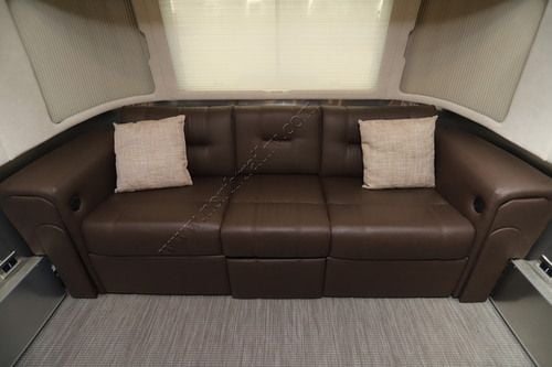 2020 Airstream Classic 30 RBQ