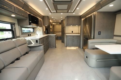 2027 Renegade Rv Verona Le 40LBH