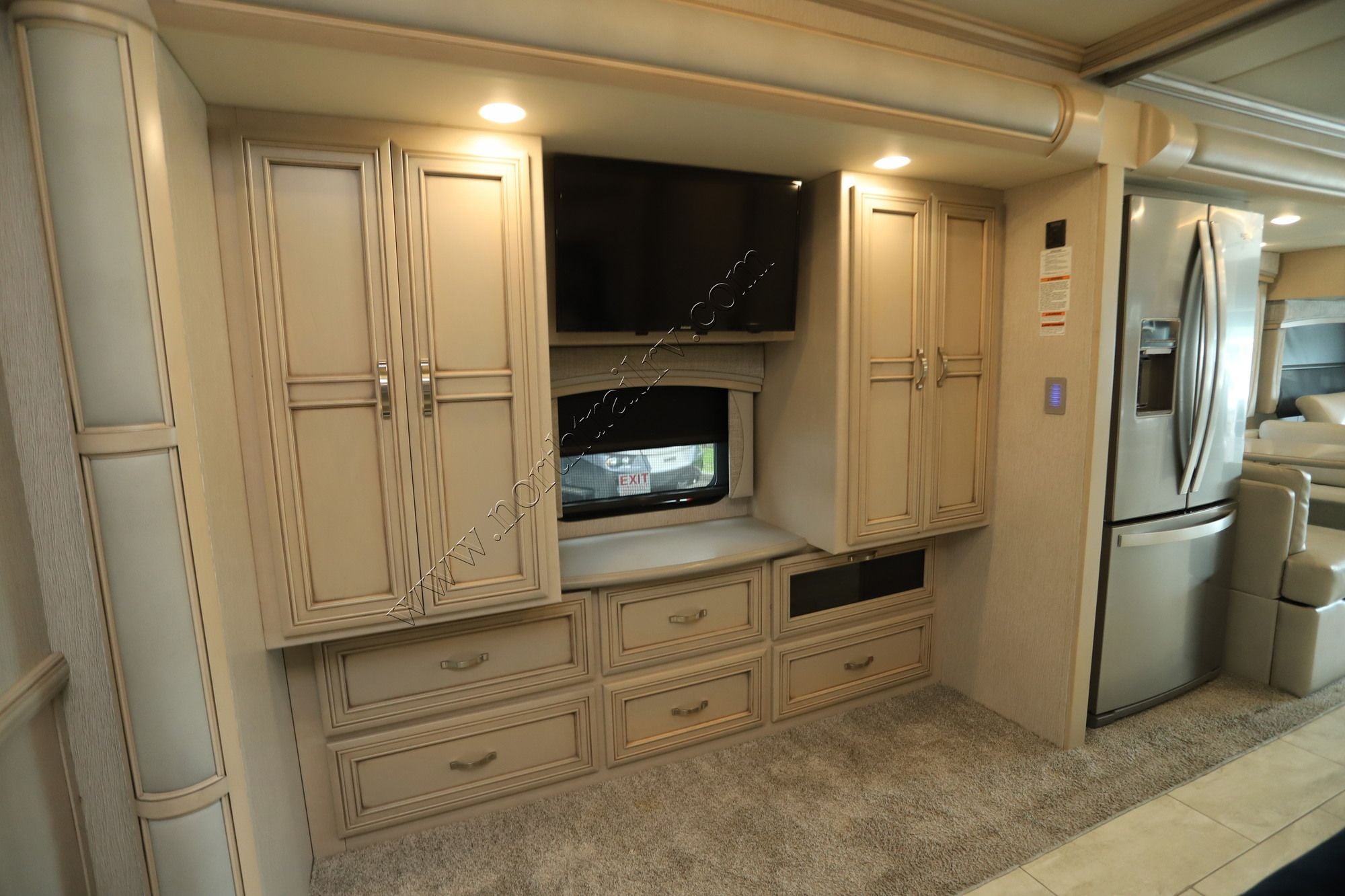 Used 2022 Newmar Kountry Star 3709 Class A  For Sale
