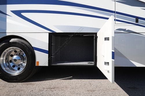 2027 Renegade Rv Valencia 36SB Super C