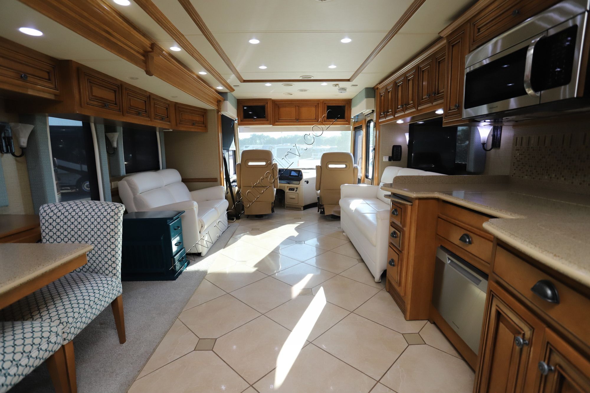 Used 2013 Newmar Dutch Star 4018 Class A  For Sale