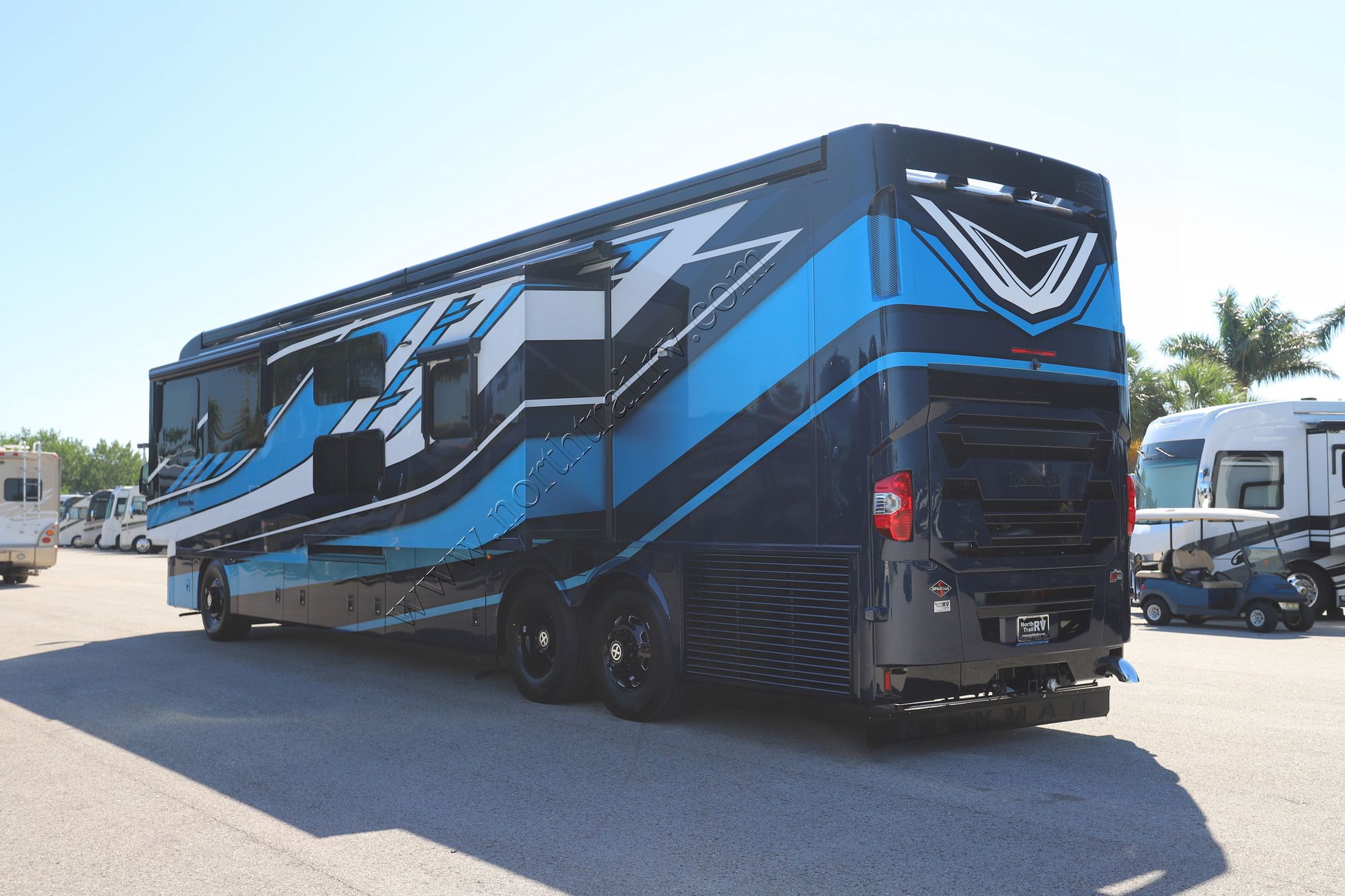 New 2027 Newmar London Aire 4540 Class A  For Sale