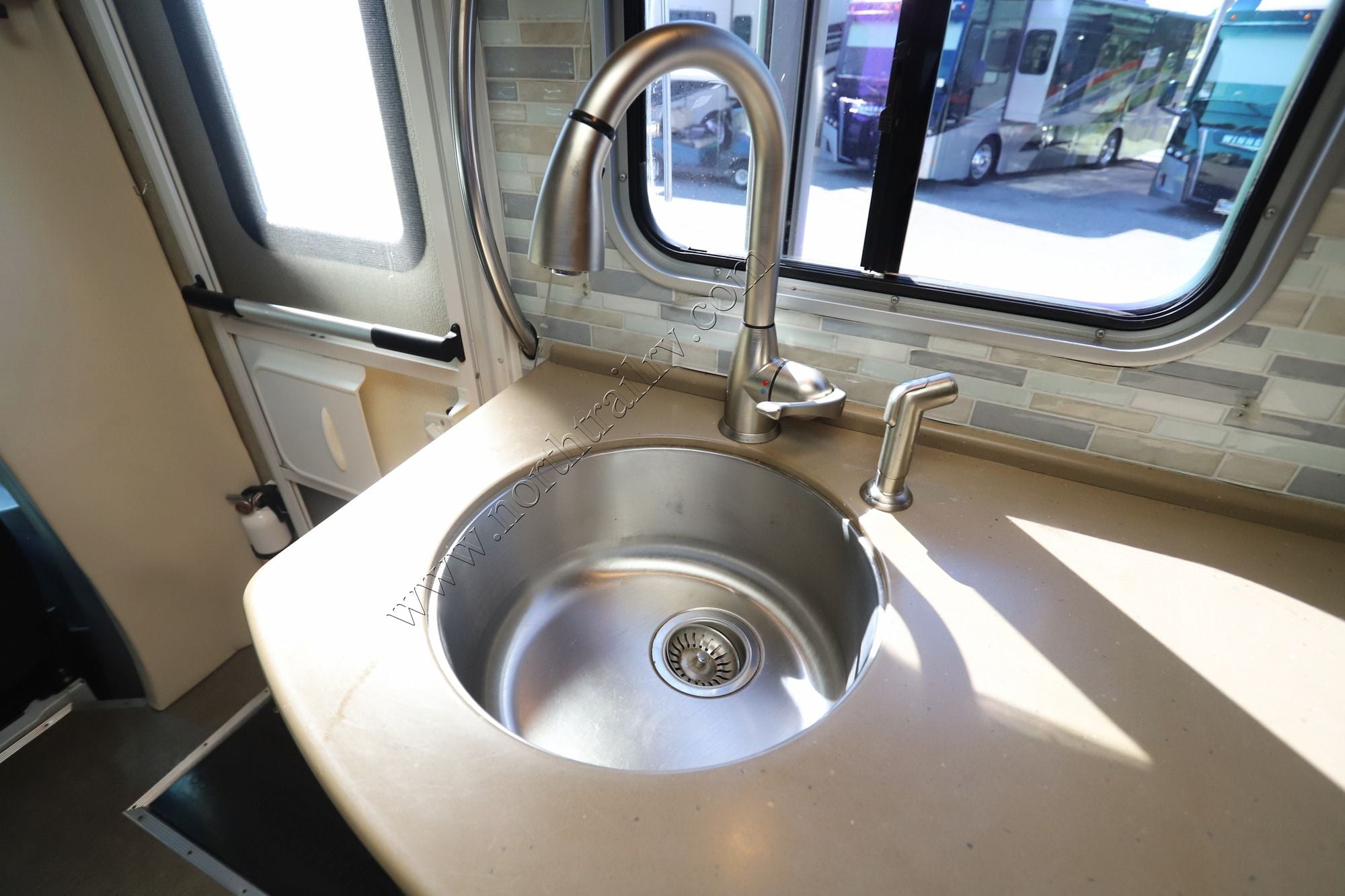 Used 2009 Fleetwood Pulse 24D Class C  For Sale