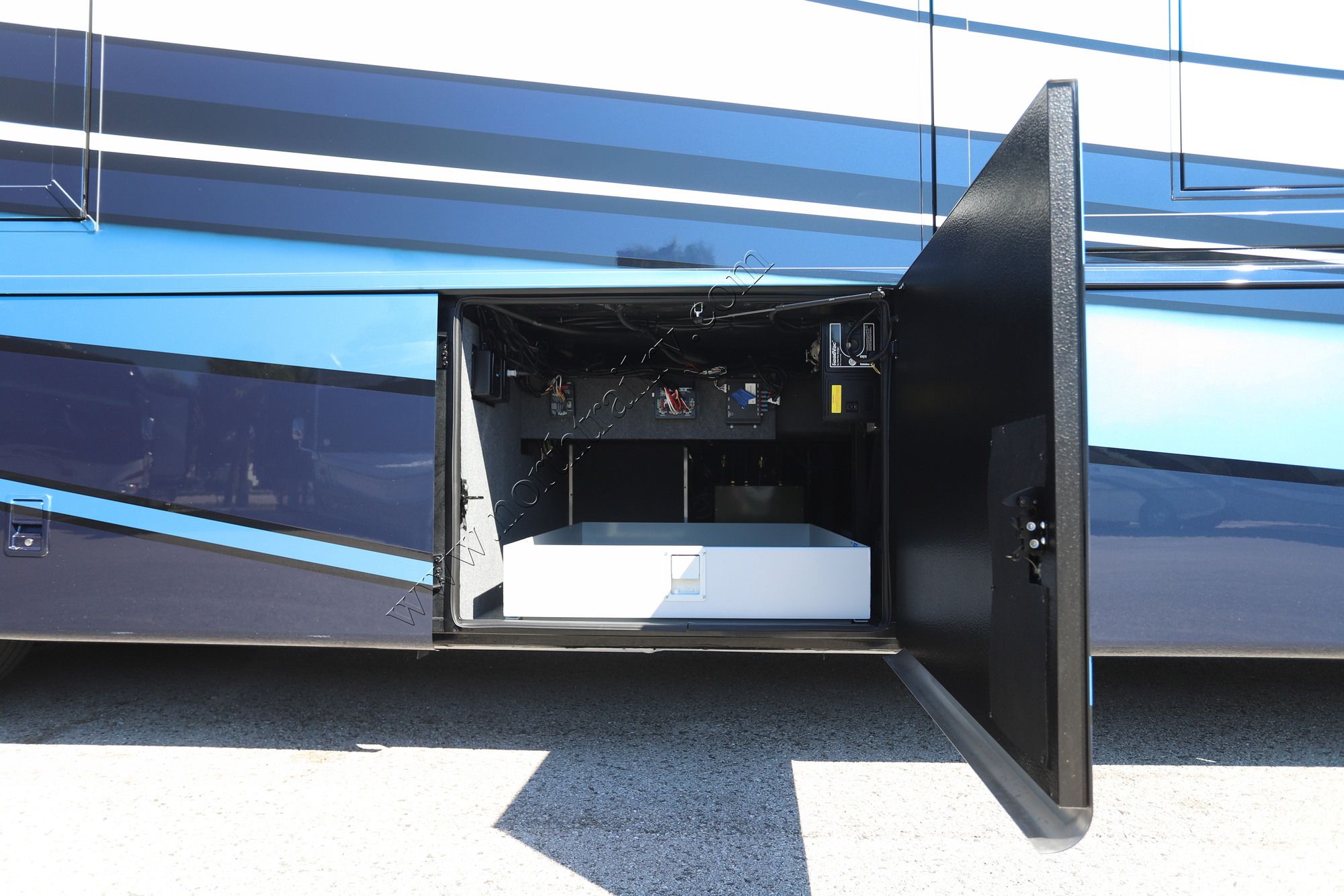 New 2027 Newmar London Aire 4540 Class A  For Sale