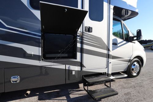 2025 Renegade Rv Vienna 25TBC