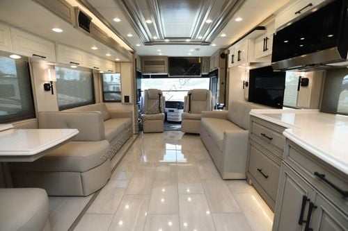 2027 Newmar London Aire 4540 Class A