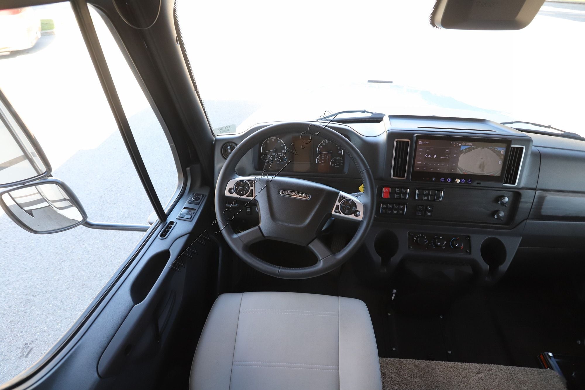 New 2027 Newmar Super Star 4140 Super C  For Sale