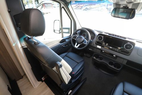 2025 Renegade Rv Vienna 25TBC