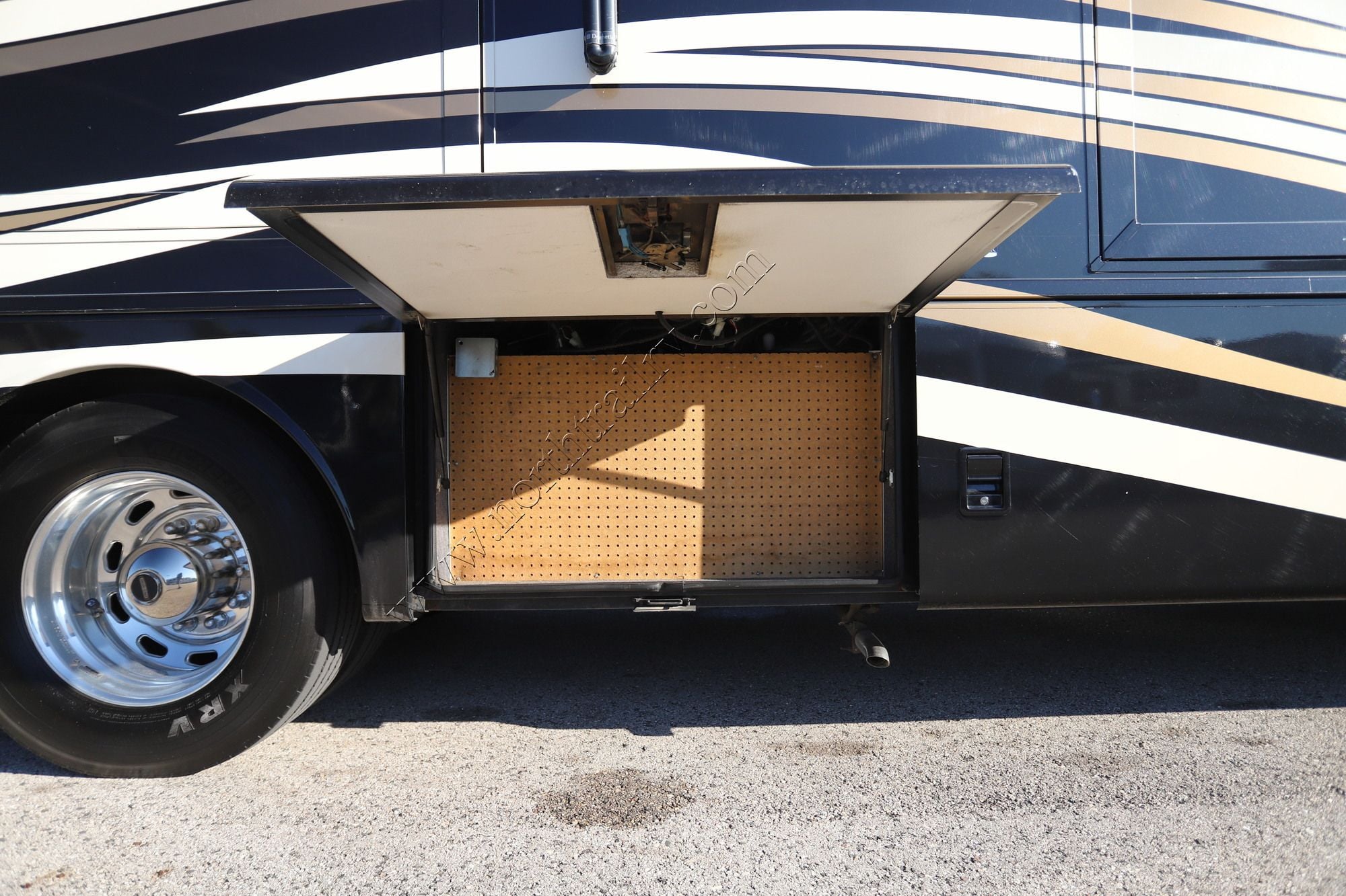 Used 2013 Newmar Dutch Star 4018 Class A  For Sale