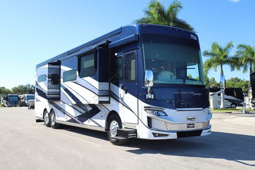 2024 Newmar Mountain Aire 4118