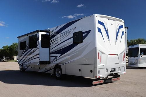 2027 Renegade Rv Valencia 36SB Super C