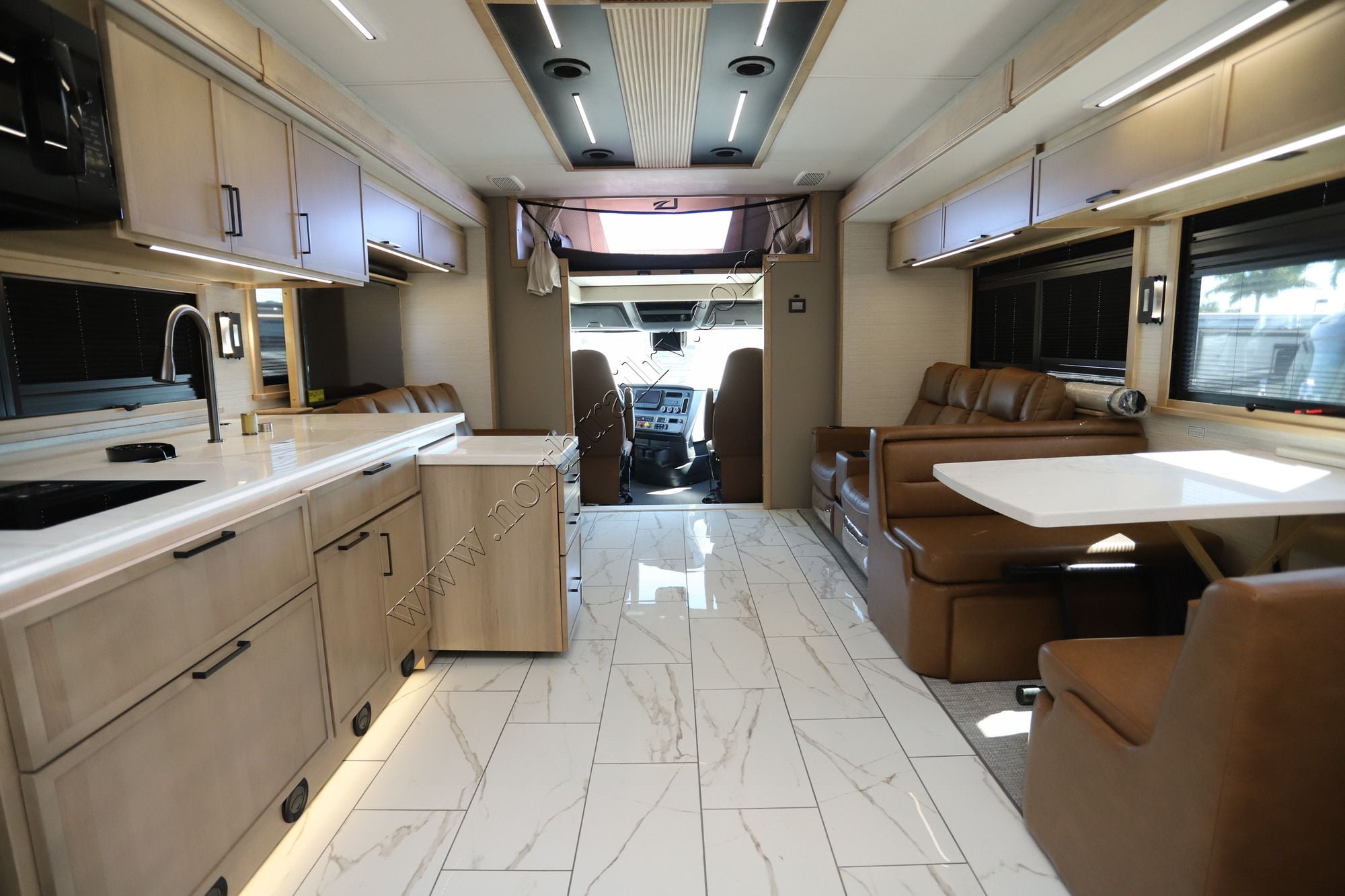 Used 2027 Dynamax Grand Sport 45CB Super C  For Sale