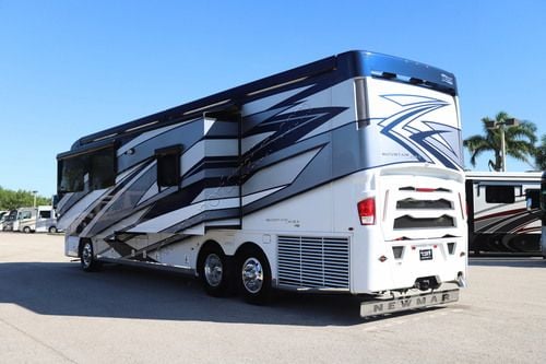 2024 Newmar Mountain Aire 4118