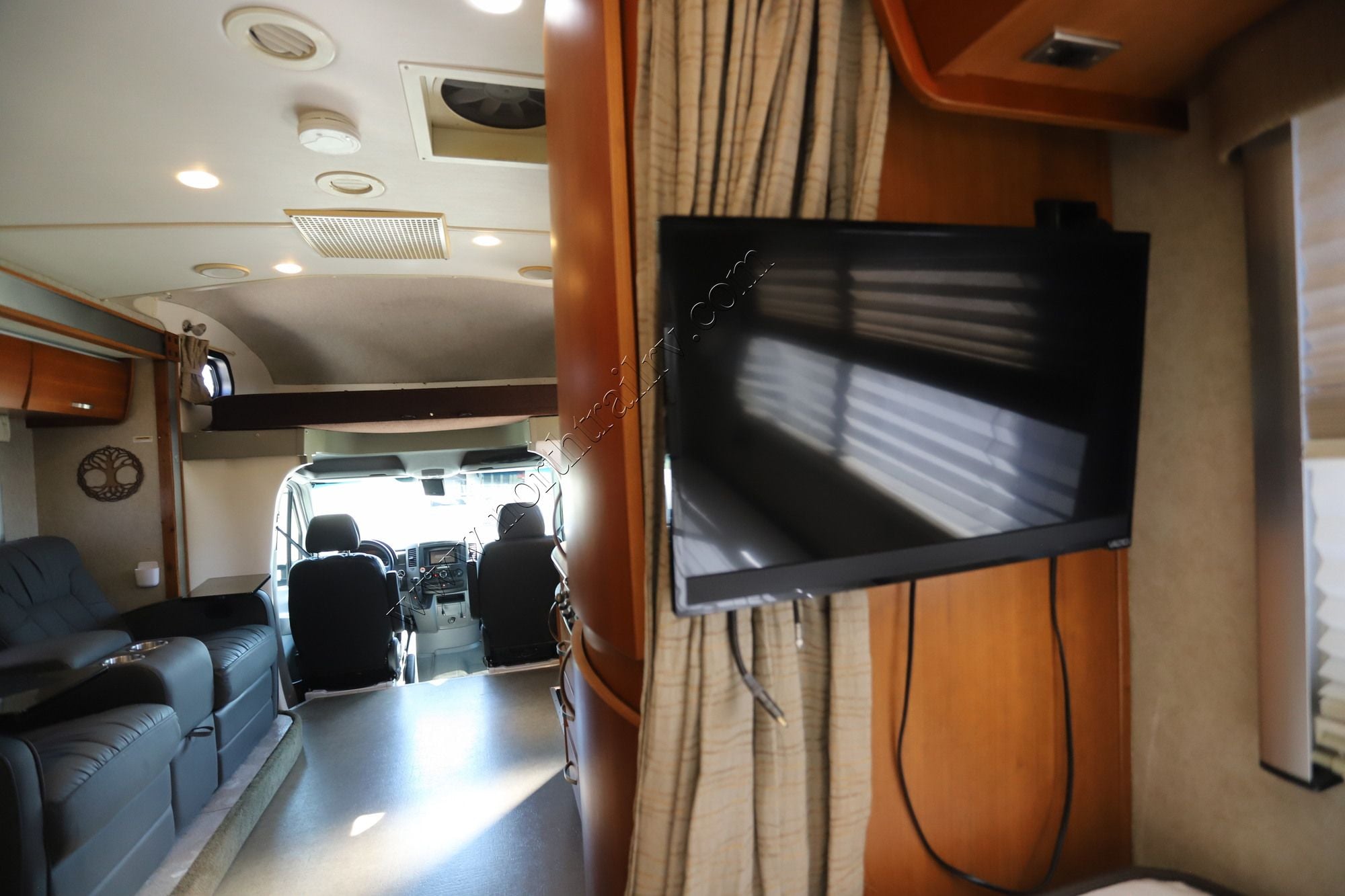 Used 2009 Fleetwood Pulse 24D Class C  For Sale