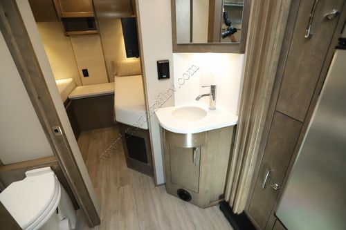 2025 Renegade Rv Vienna 25TBC