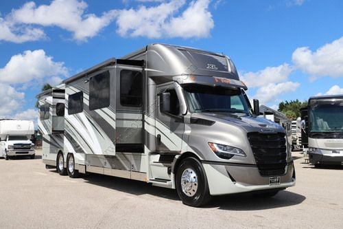2027 Renegade Rv Xl 43DB