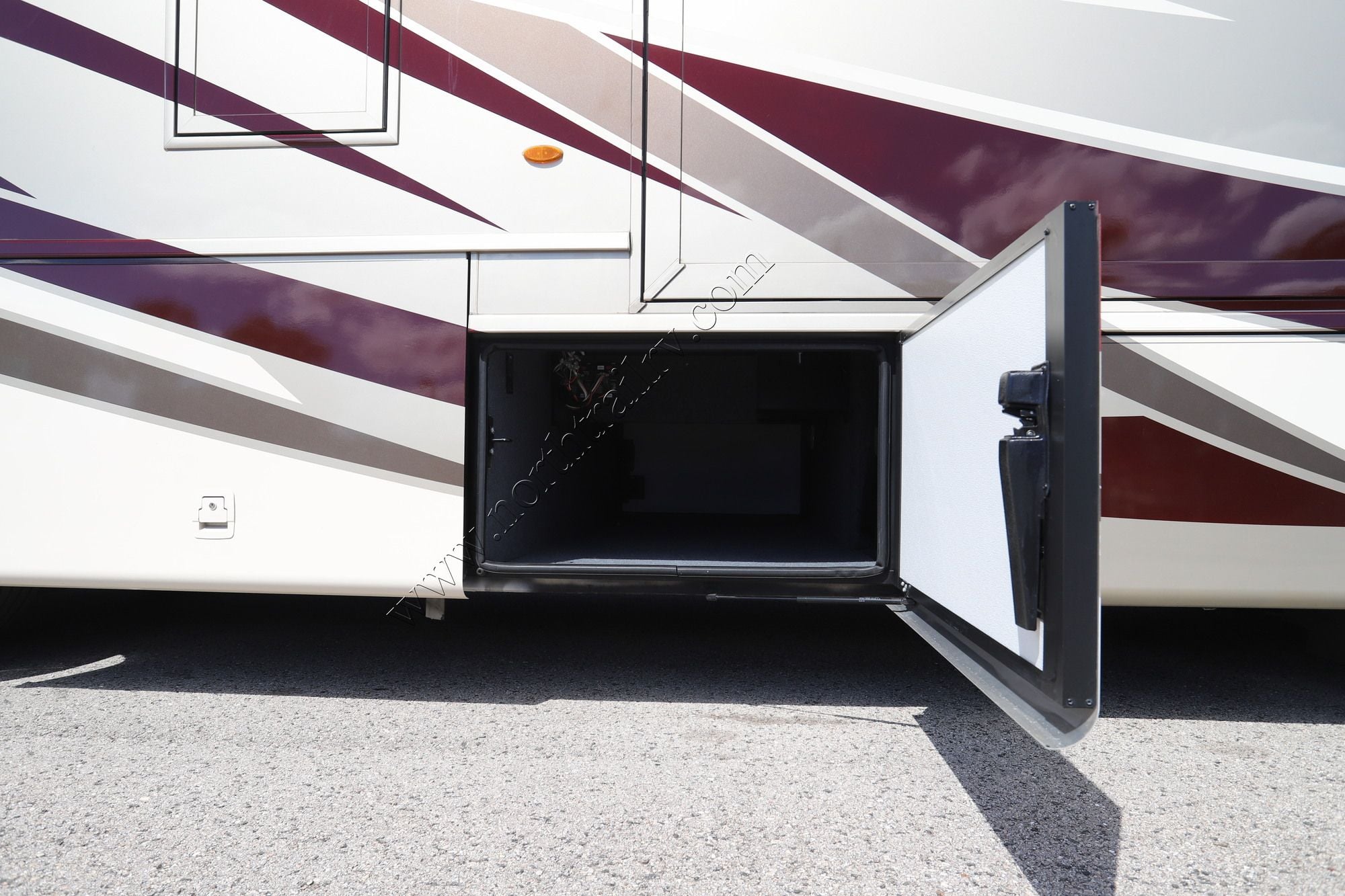 Used 2021 Newmar Kountry Star 3426 Class A  For Sale