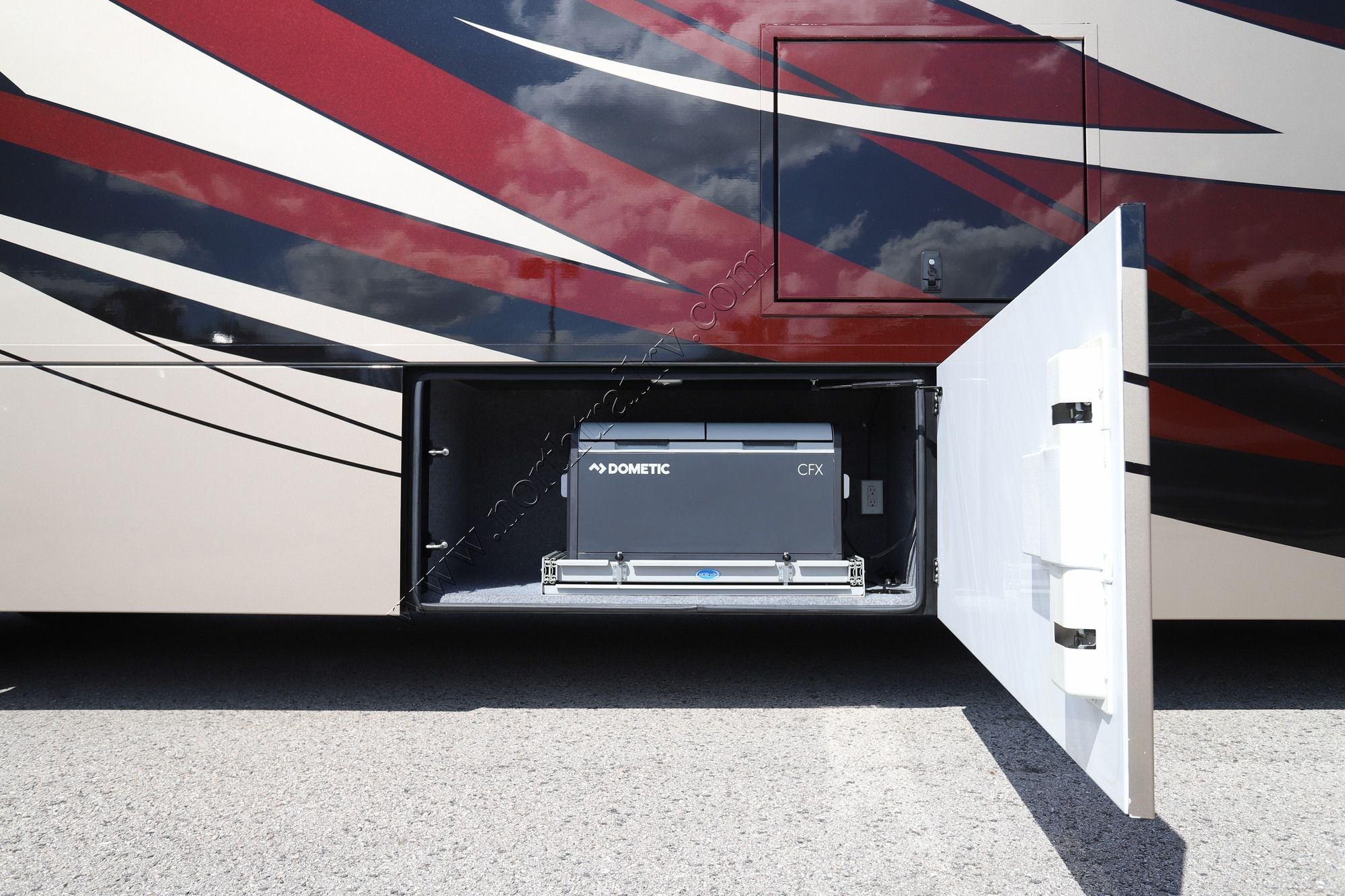 Used 2021 Renegade Rv Verona 40VRB Super C  For Sale