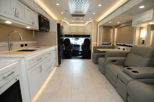 2027 Renegade Rv Xl 43DB
