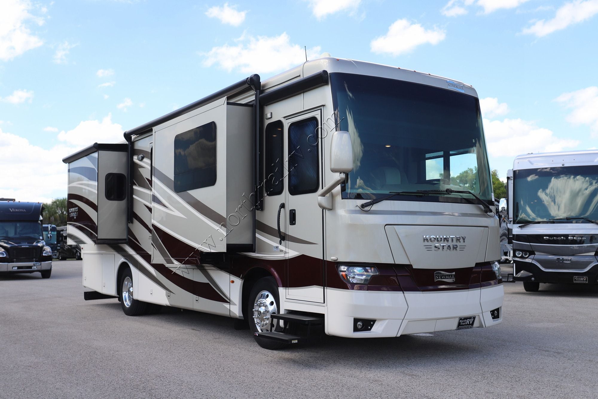 Used 2021 Newmar Kountry Star 3426 Class A  For Sale