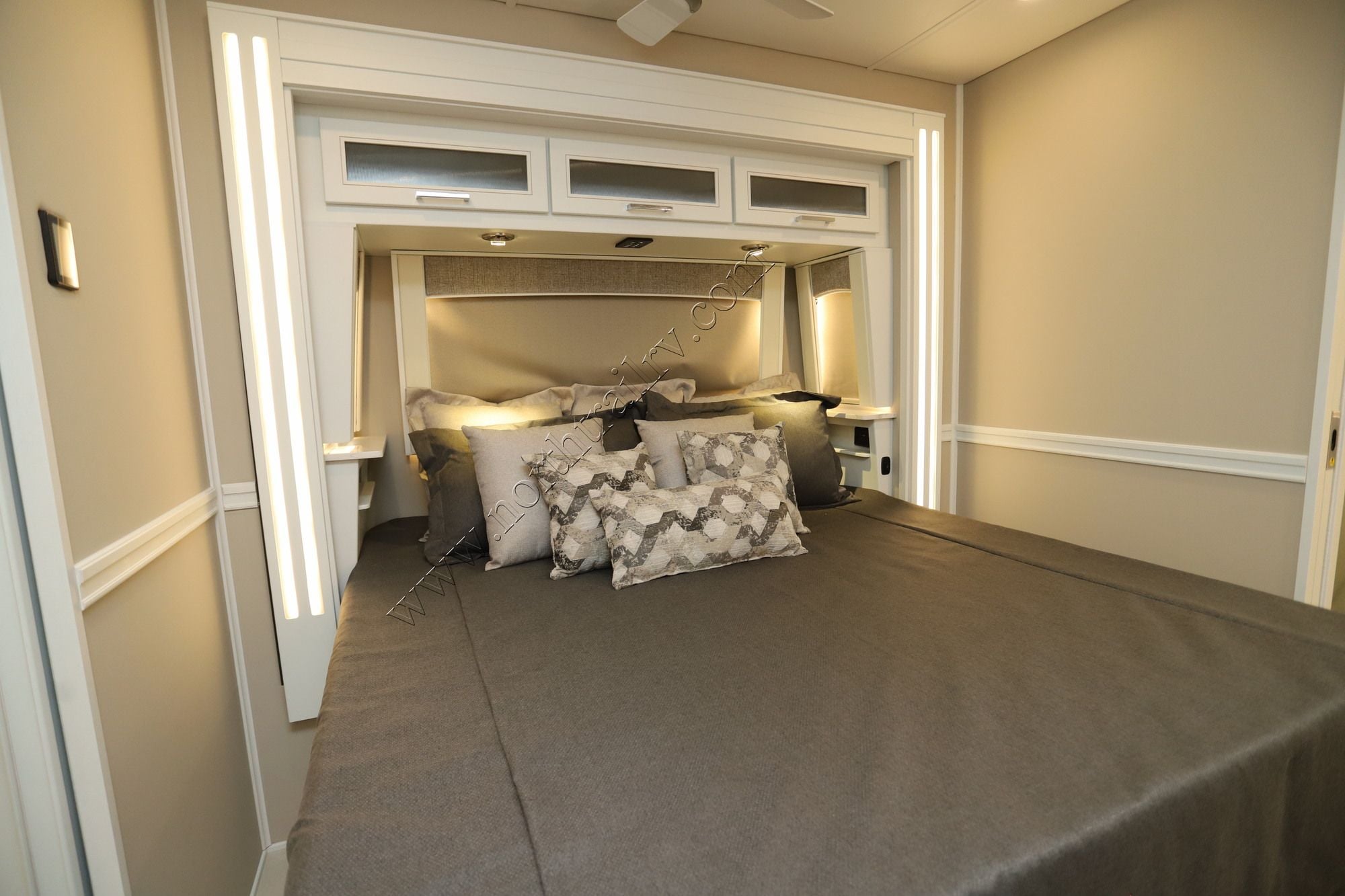 New 2027 Renegade Rv Xl 43DB Super C  For Sale