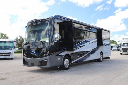 2026 Tiffin Motor Homes Phaeton 40IH