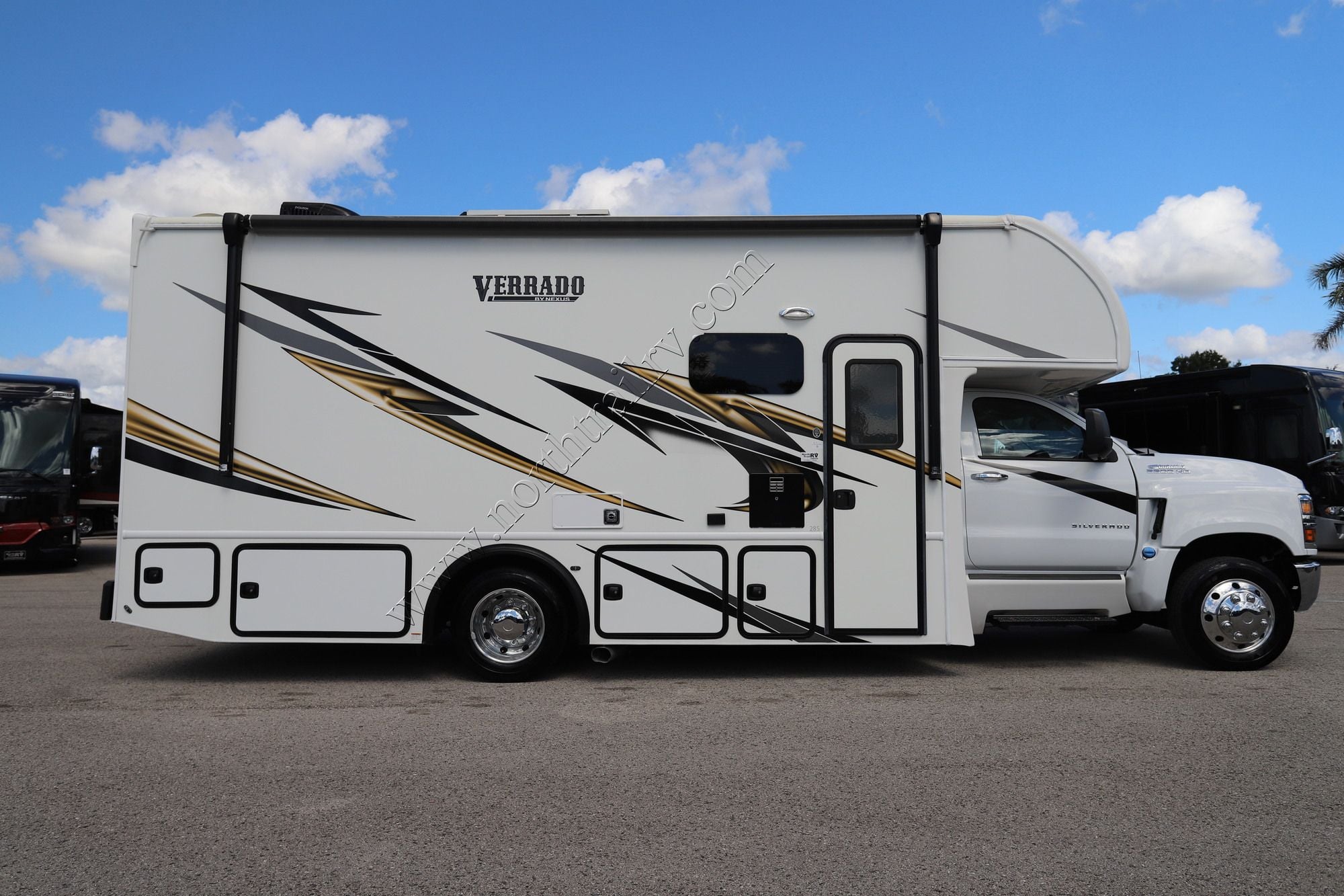 Used 2023 Nexus Verrado 28S Super C  For Sale