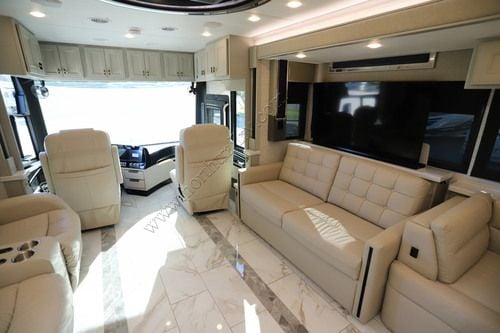 2027 Tiffin Motor Homes Allegro Bus 40IP